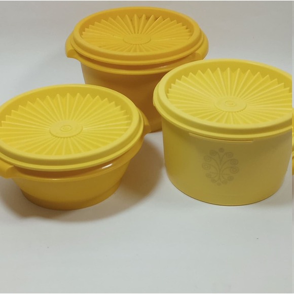 Vintage Yellow Tupperware Containers 3 Different Sizes (b5) - Picture 3 of 7